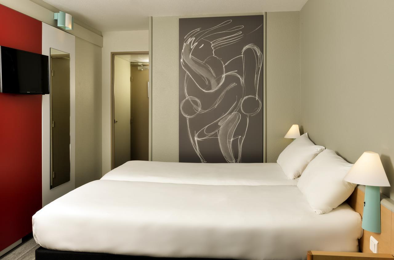 Hotel Ibis Nemours Exterior foto